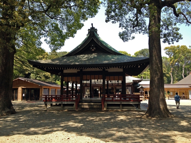 埼玉県の大宮 氷川神社は安産祈願で人気